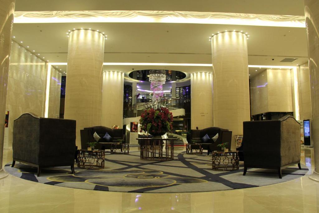Sentosa Hotel Shenzhen Feicui Branch, Enjoy Tropical Swimming Pools And High-Class Fitness Club Extérieur photo